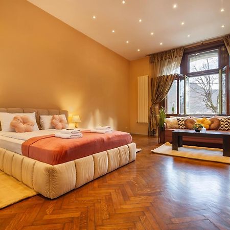 Central Park Residence 布拉索夫 外观 照片